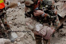 Những tình huống thoát chết phi thường trong thảm họa động đất ở Nepal