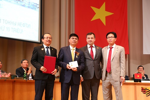 lien doanh rusvietpetro don tan dau thu 10 trieu