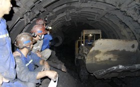 Thi đua là sức mạnh  của ngành than