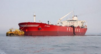 Chuyện ghi trên tàu Sao Thủy