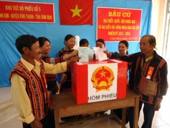 Lòng dân - vận nước