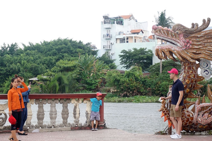 doc dao mieu noi 300 tuoi