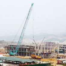 Khí thế “vượt nắng, thắng mưa”