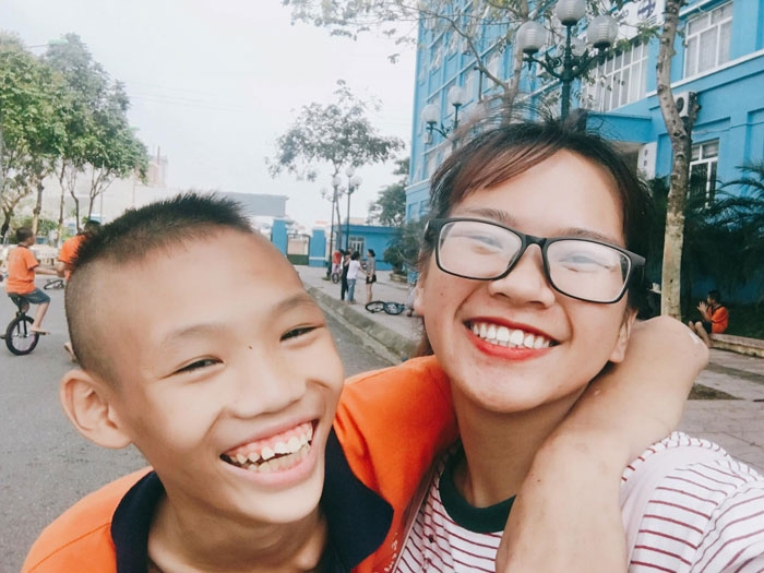 chu ngoc quynh co gai thien su menh