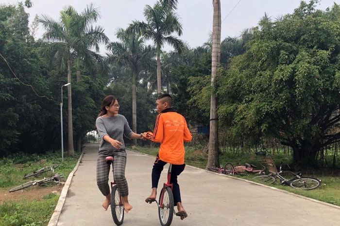chu ngoc quynh co gai thien su menh
