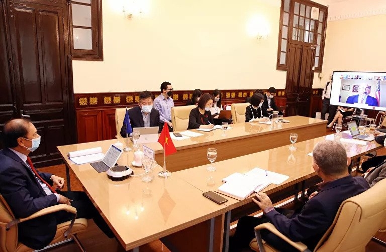 Thứ trưởng Bộ Ngoại giao Nguyễn Quốc Dũng dự Đối thoại ASEAN-Hoa Kỳ lần thứ 34 theo hình thức trực tuyến. Thứ trưởng Bộ Ngoại giao Nguyễn Quốc Dũng dự Đối thoại ASEAN-Hoa Kỳ lần thứ 34 theo hình thức trực tuyến.