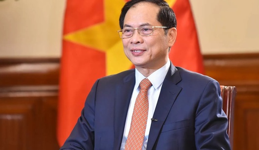 Phó Thủ tướng, Bộ trưởng Ngoại giao Bùi Thanh Sơn trả lời phỏng vấn báo chí Nga nhân chuyến công tác của Tổng Bí thư Tô Lâm