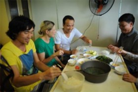 Nhật ký ở vùng "biển động” của một phóng viên quốc tế