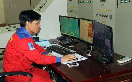 Phía sau những công trình thủy điện