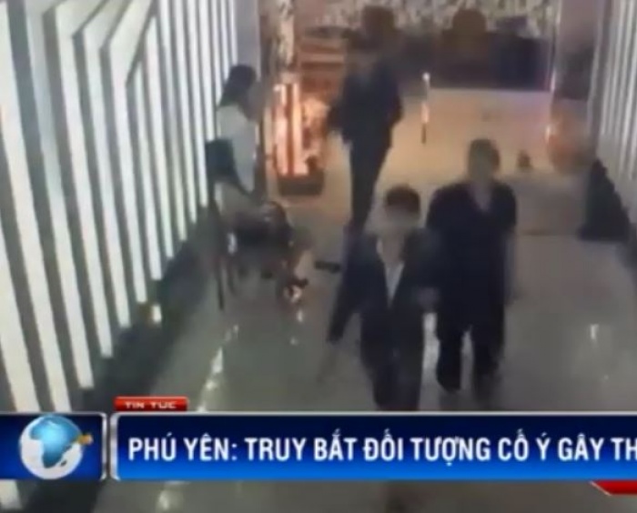 [VIDEO] Hai đối tượng chém lìa tay nam thanh niên sa lưới