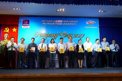 company day cau noi nha truong voi doanh nghiep