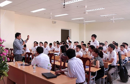 company day cau noi nha truong voi doanh nghiep