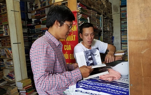 nhung nguoi giu hon sach cu