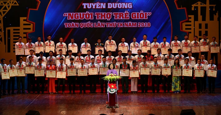 ky su tre nang dong sang tao