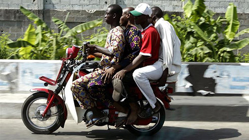 xe om nghe nguy hiem nhung hap dan o nigeria