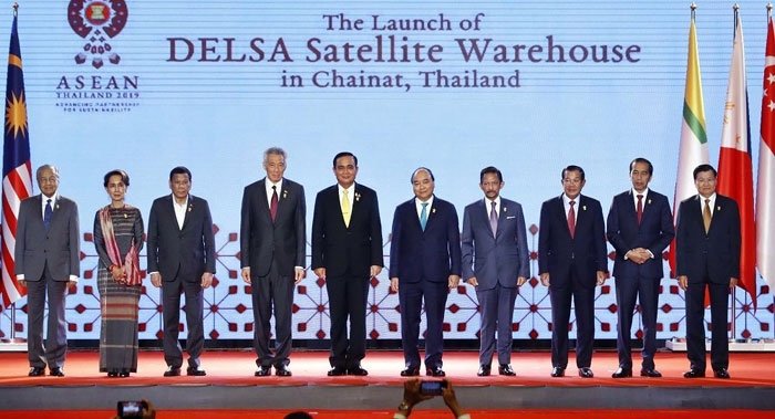 Hoa Kỳ đẩy ASEAN tới việc lập khu vực thương mại tự do với Trung Quốc hoa ky day asean toi viec lap khu vuc thuong mai tu do voi trung quoc