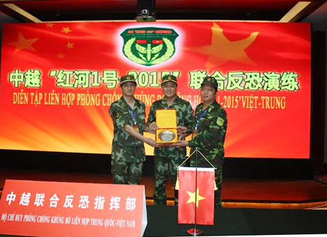 Việt Nam - Trung Quốc diễn tập phòng chống khủng bố ở biên giới