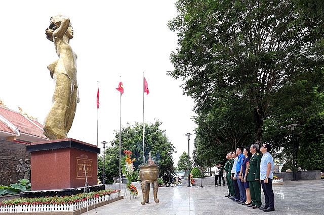 vietsovpetro to chuc cac hoat dong tri an ngay thuong binh liet si