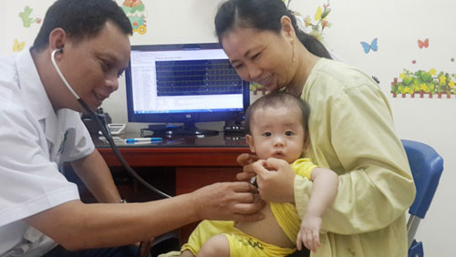 Cứu sống bệnh nhi bị nhịp tim nhanh nhỏ tuổi nhất