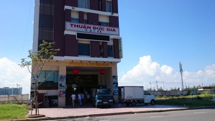 nguoi trung quoc thau tom dat ven bien da nang