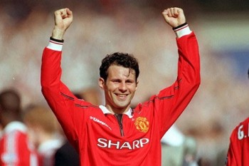 MU thắng trận đầu tiên trên sân nhà sau khi vắng Giggs