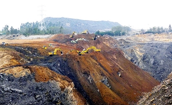 Tái cấu trúc các dự án khoáng sản