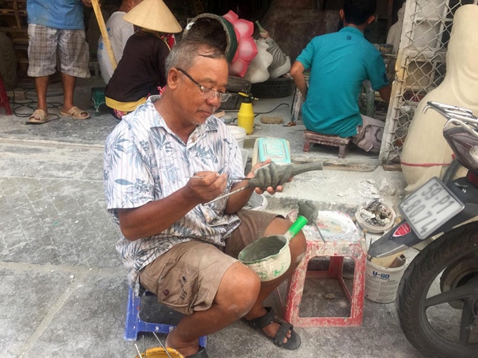 xom lam tuong phat 100 tuoi