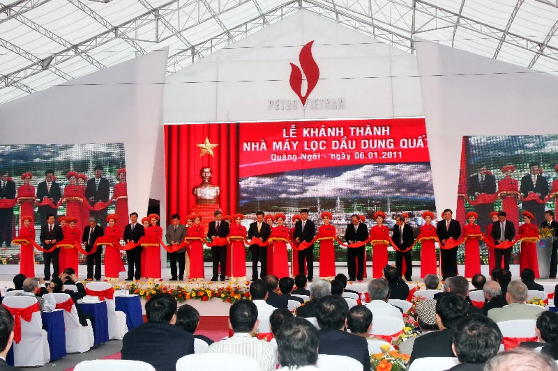 Lễ khánh thành NMLD Dung Quất ngày 6-11-2011 (ảnh tư liệu BSR)
