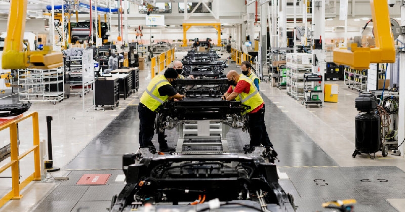 Rivian - “Kẻ thách thức” Tesla!