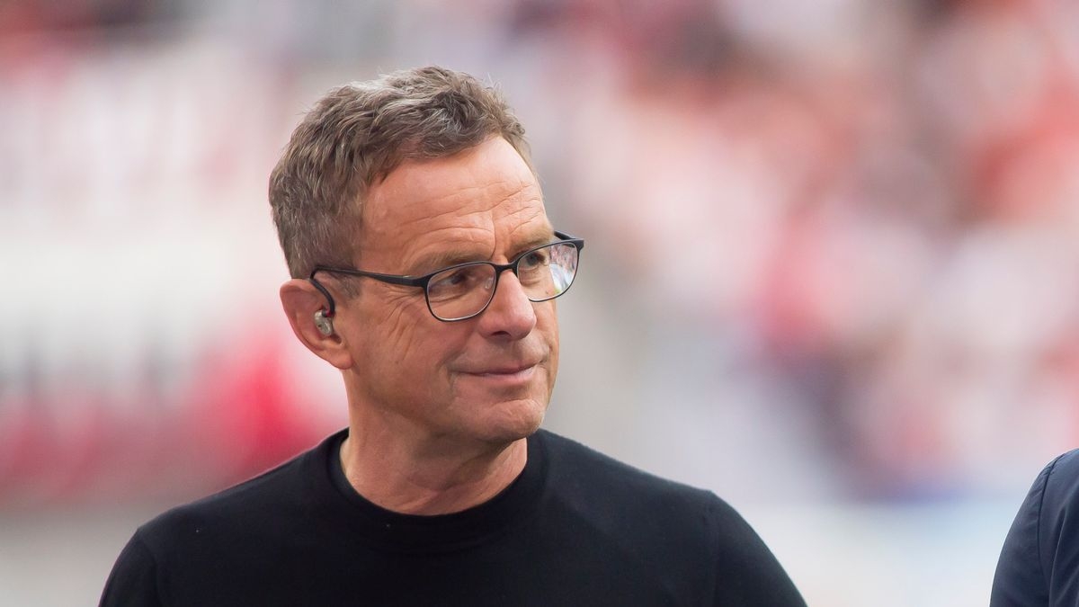 Ám ảnh với thời gian làm việc tại Man Utd, Ralf Rangnick ‘xúi’ học trò không đến Man Utd