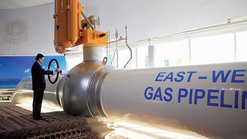 Châu Âu và Châu Á đối đầu trên thị trường khí đốt