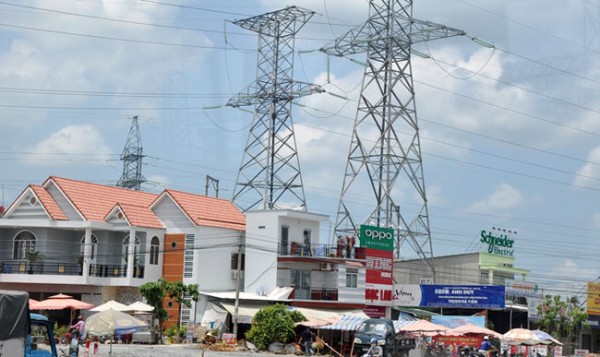 An toàn hành lang lưới điện: Bài toán nan giải an toan hanh lang luoi dien bai toan nan giai