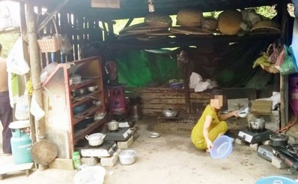 Cận cảnh "mát-xa chữa bách bệnh" của "cô" Phú Thái Nguyên can canh mat xa chua bach benh cua co phu thai nguyen