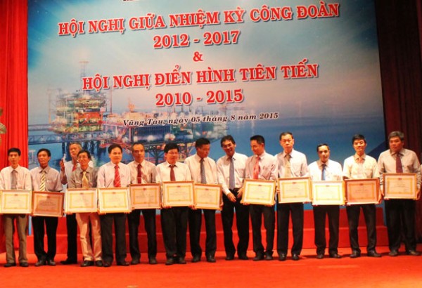 ky su nguyen xuan quang nguoi dam me sang tao