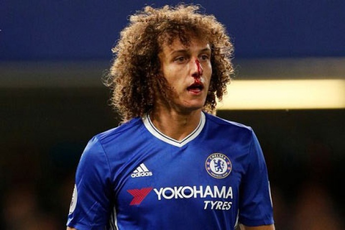 david luiz vo mui trong lan ra mat thu hai o chelsea