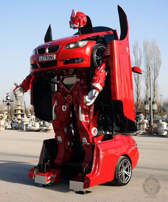 [VIDEO] Transformer phiên bản đời thực biến hình từ BMW