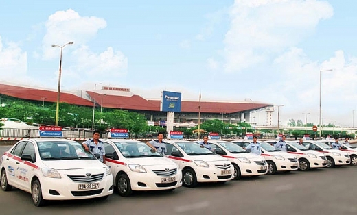 dong phuc taxi va noi lo mat thuong hieu