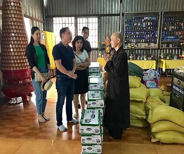 mot thap ky truong thanh
