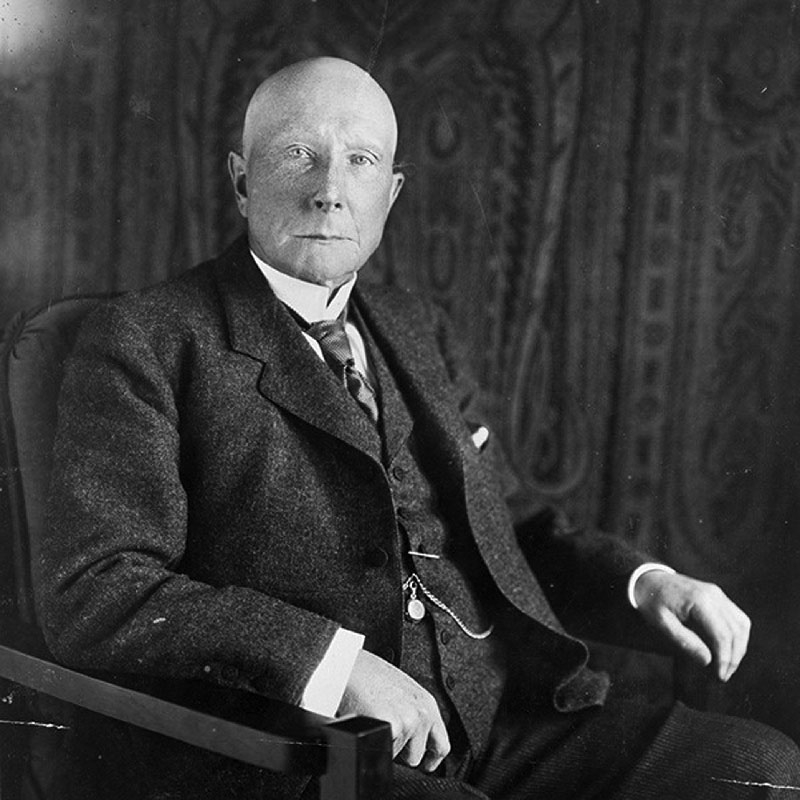 Nghệ thuật quản trị của Rockefeller