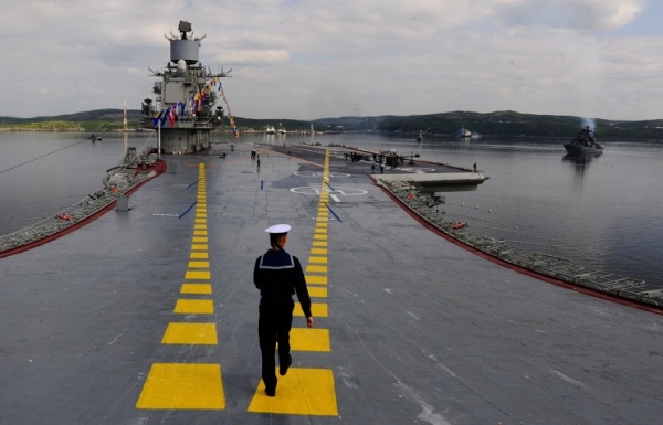 Tàu sân bay Nga Kuznetsov diệt mục tiêu trong 'nháy mắt'