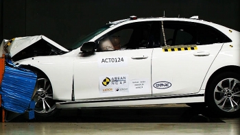Hé lộ video xe Vinfast được kiểm định bởi Asean Ncap