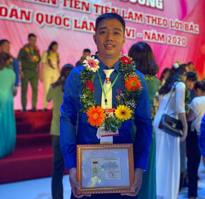 ban-linh-nguoi-tho-tre-2