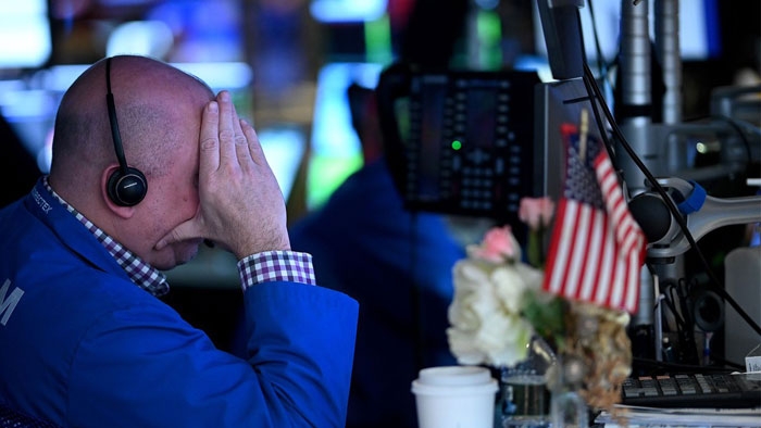 DowJones mất hơn 900 điểm dowjones-mat-hon-900-diem