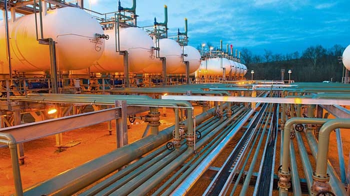 Giá khí tự nhiên sụt giảm mạnh sau khi Tổng thống Putin tuyên bố cung cấp lượng khí lớn để bình ổn thị trường