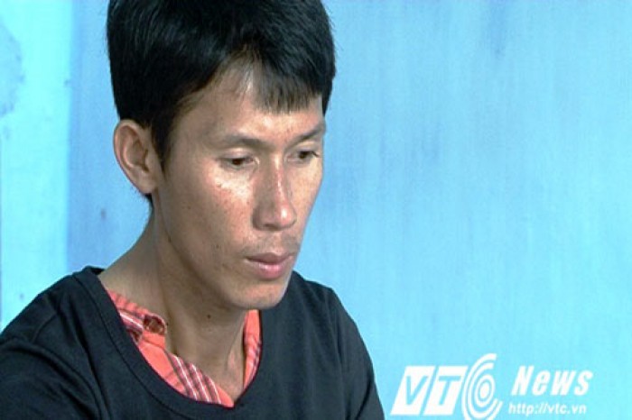 nguoi nhen du day an trom trong khach san