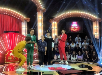 Phản cảm “hiện tượng mạng”