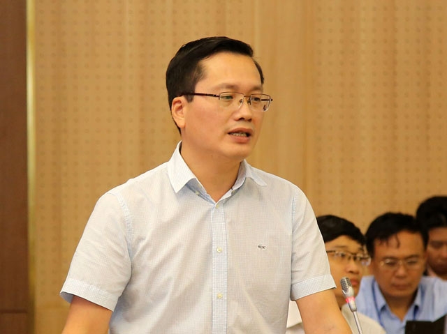 hop ly minh bach dung nguyen tac thi truong