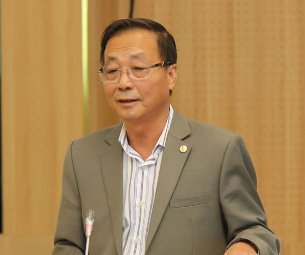 hop ly minh bach dung nguyen tac thi truong
