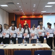 Tặng học bổng cho sinh viên, PVcomBank tiếp tục hành trình thắp sáng niềm tin