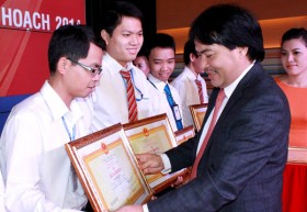 PV Engineering: Nỗ lực vượt khó trong năm 2013
